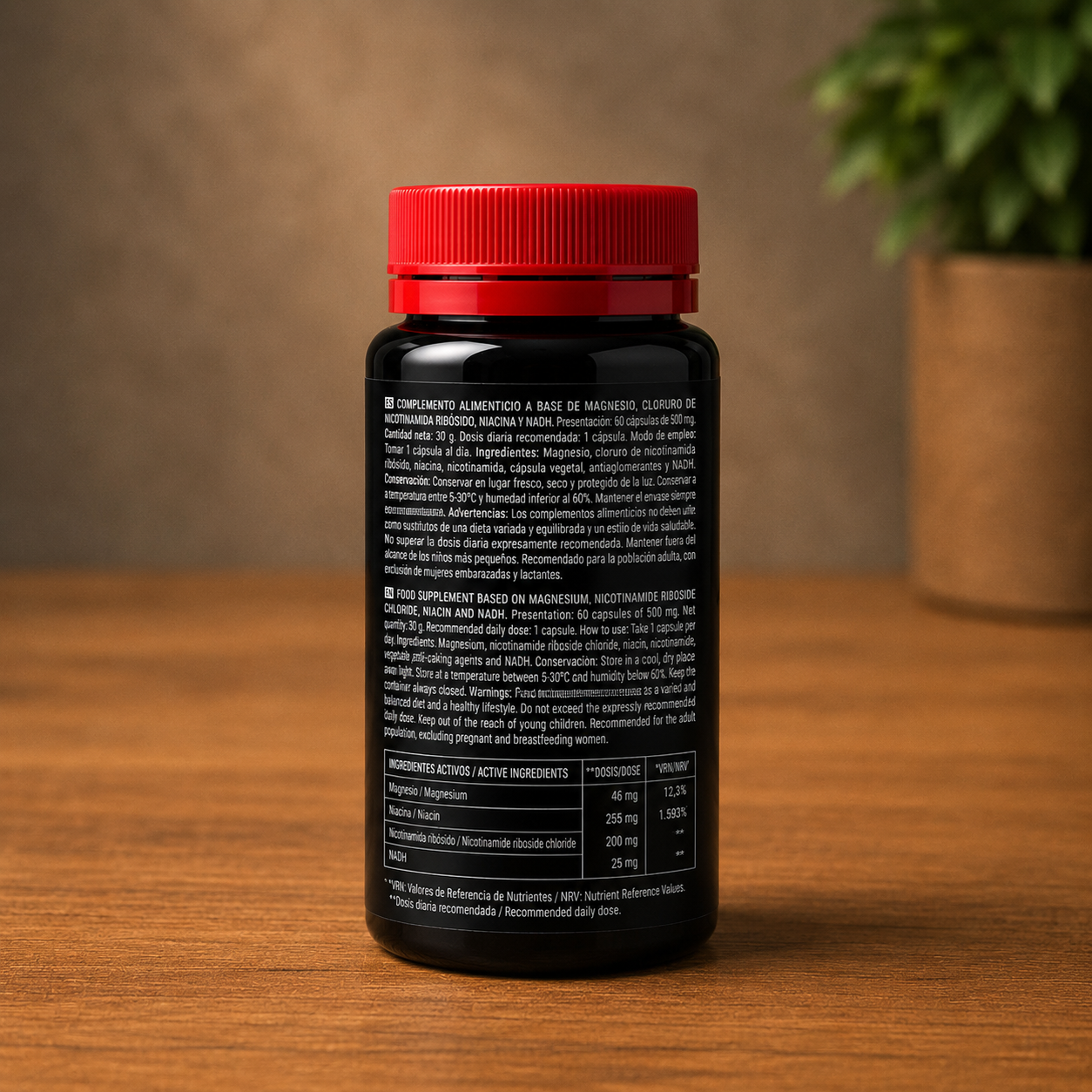 Etiqueta trasera del suplemento HyperNAD+ con información nutricional, ingredientes y modo de uso.